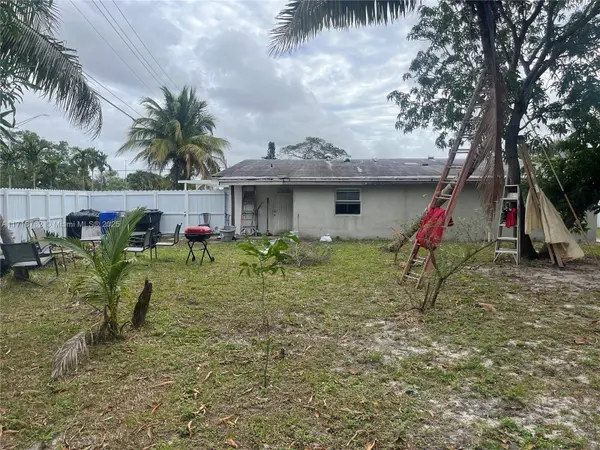 2900 Davie Blvd, Fort Lauderdale, FL 33312-2835