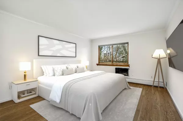 28 Hillside Ter #H, White Plains, NY 10601-1118