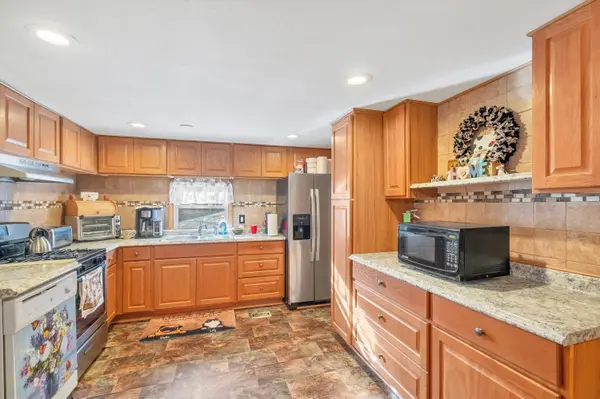 165 Lattintown Rd, Newburgh, NY 12550-1028