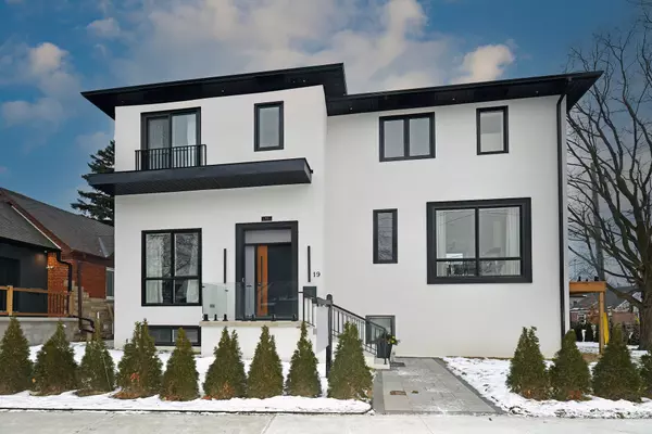 Toronto, ON,19 King High Ave