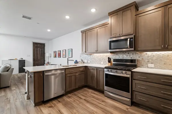 6164 Silverado Trl, Mckinney, TX 75070-0253