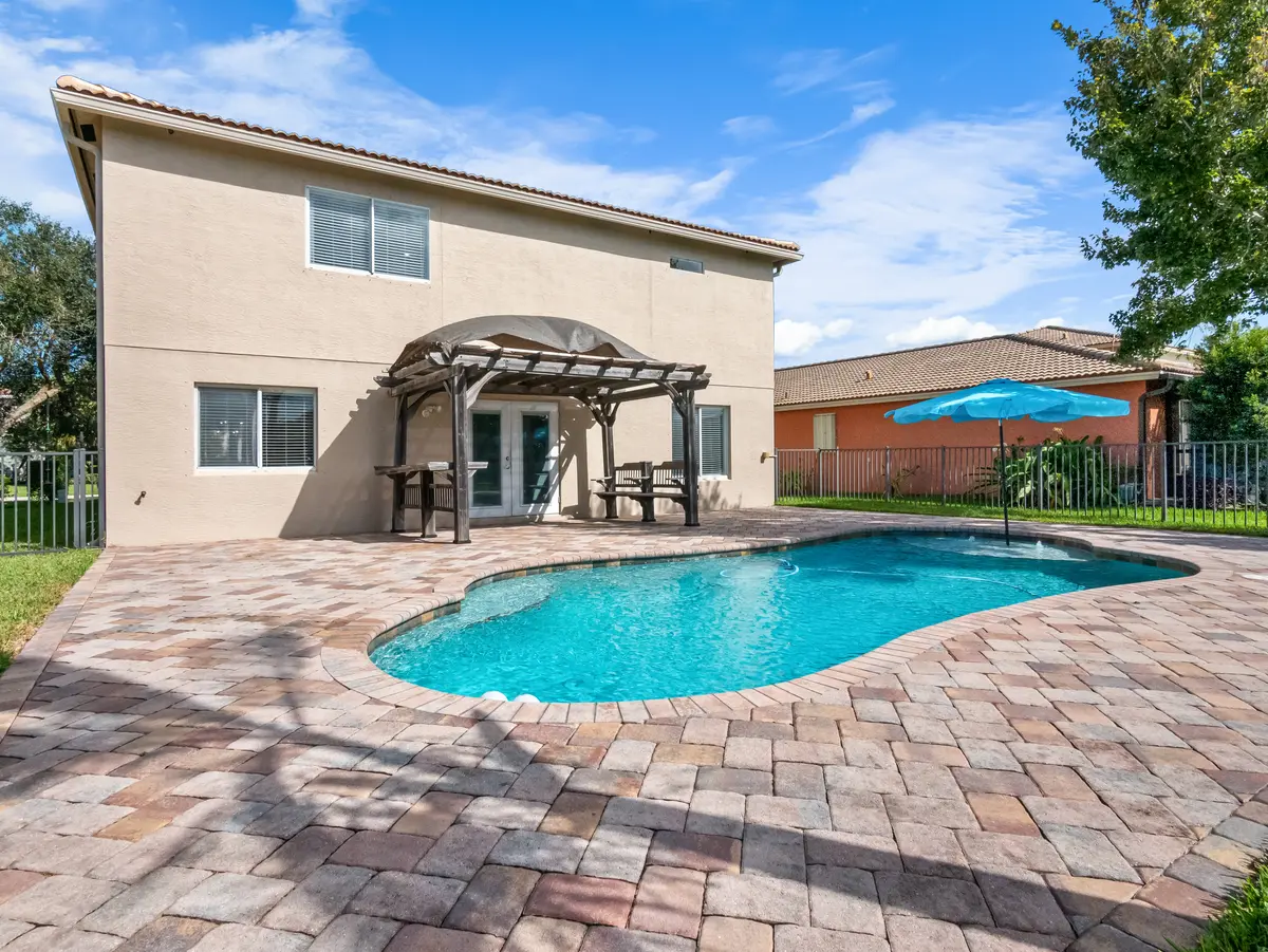 4617 56th Ln, Vero Beach, FL 32967-2403