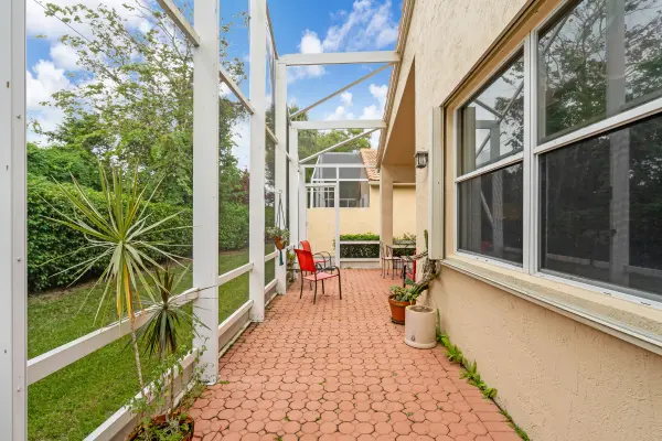 15438 Fiorenza Cir, Delray Beach, FL 33446-3294