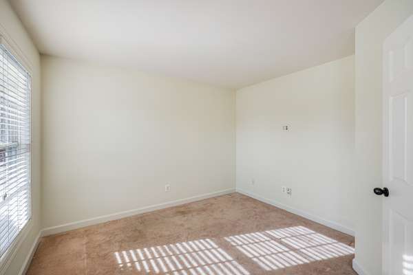 Perry Hall, MD 21128-8945,5127 Strawbridge Ter