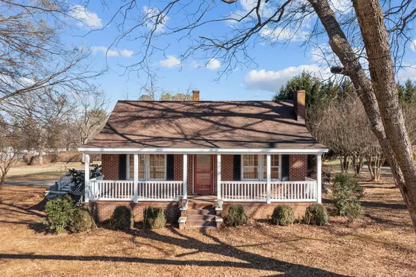 Newton, Carolina 28658,2614 S US 321 Highway