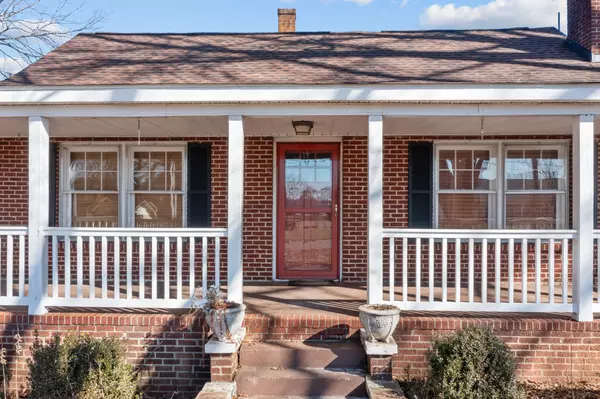 Newton, Carolina 28658,2614 S US 321 Highway