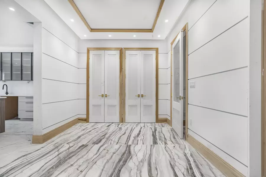 33 Gerry St #2400 Sf!, Brooklyn, NY 11206-3627