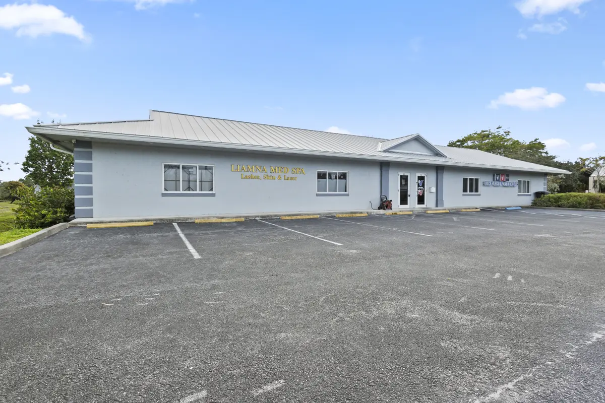 1910 SE Port St Lucie Blvd, Port St Lucie, FL 34952-5581
