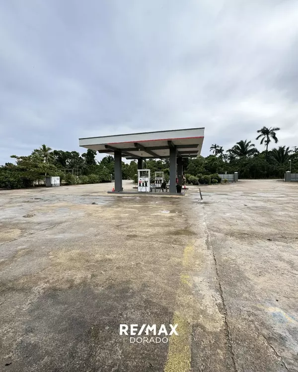 Stann Creek District,,Hopkins Road Gas Station