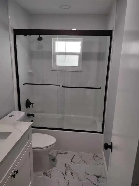 1503 SW 18th Dr, Boynton Beach, FL 33426-6438