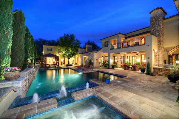 Paradise Valley, AZ 85253-1655,9547 N 55th St