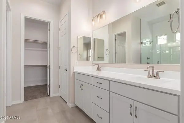 24040 N 172nd Ave, Surprise, AZ 85387-2124
