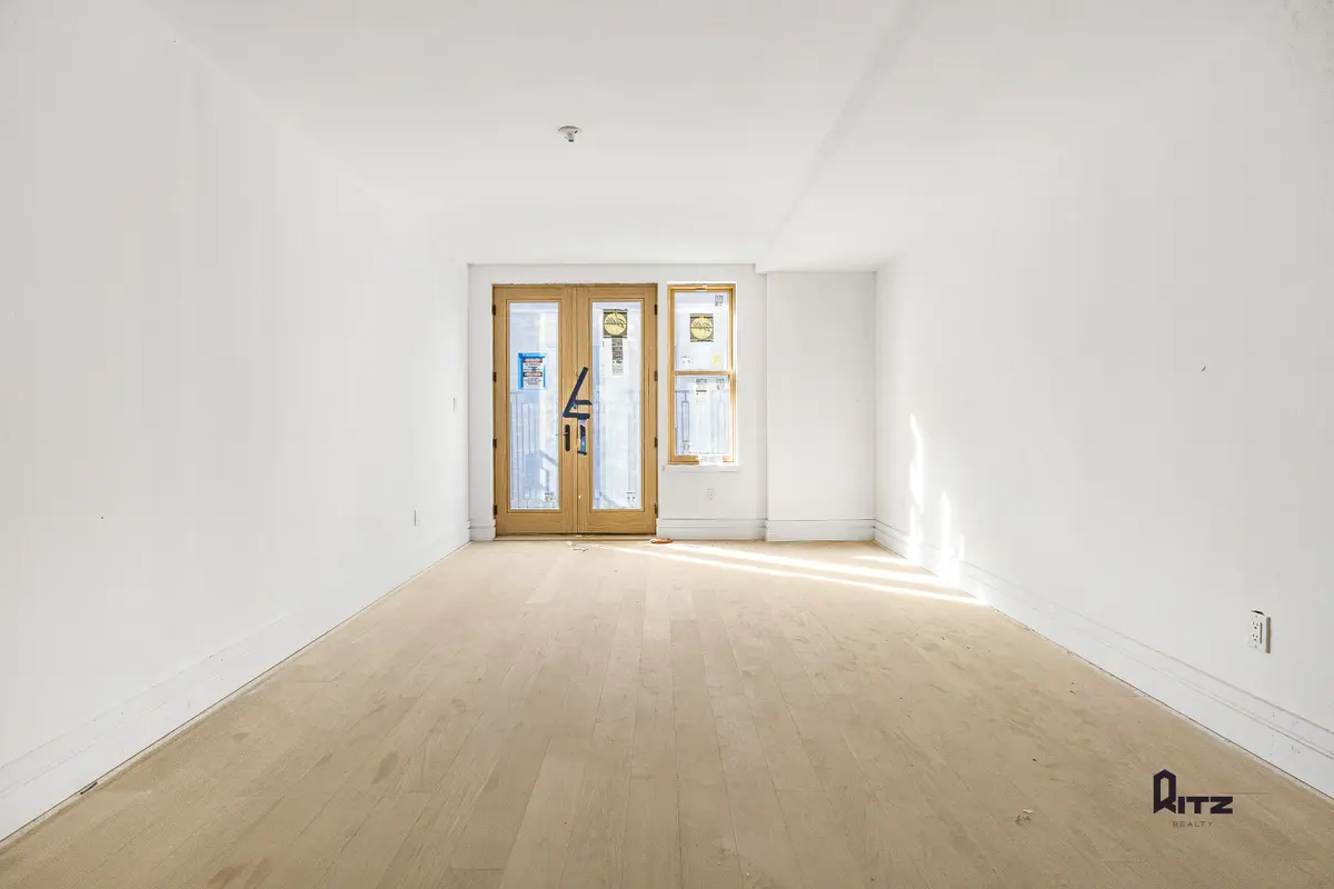 43 Gerry St #7, Brooklyn, NY 11206-3689