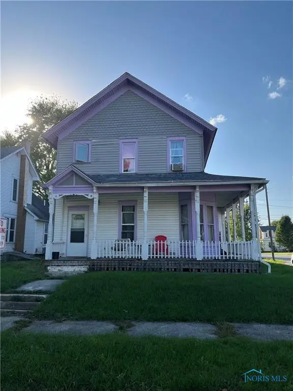 211 Main St W, Ashville, OH 43103-1218