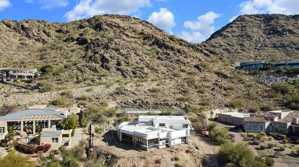7903 N 54th Pl, Paradise Valley, AZ 85253-3038