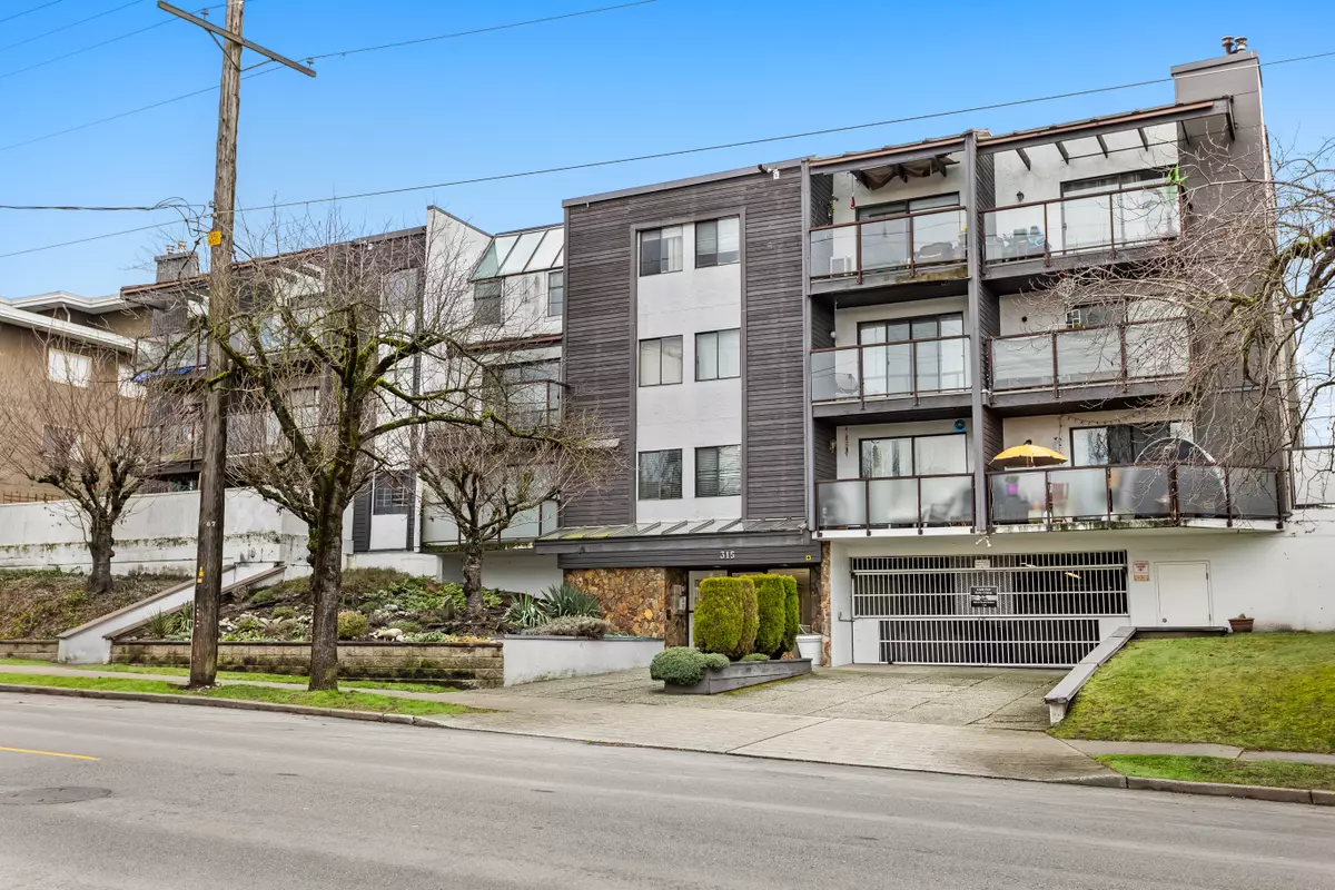 New Westminster, BC V3M 3Y2,315 10th St #306