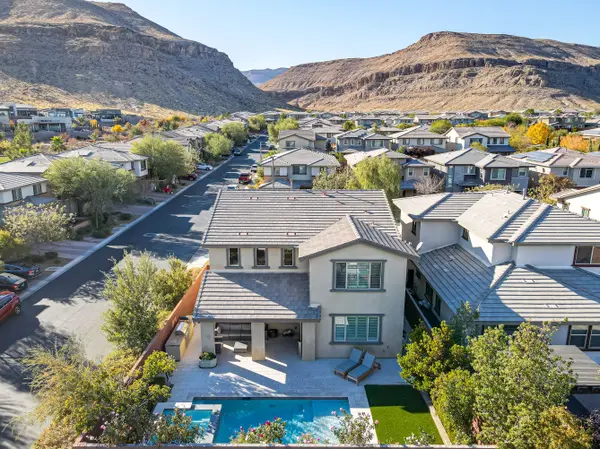 5912 Glory Heights Dr, Las Vegas, NV 89135-1282