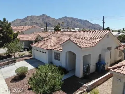 6529 Cordelle Dr, Las Vegas, NV 89156-4900