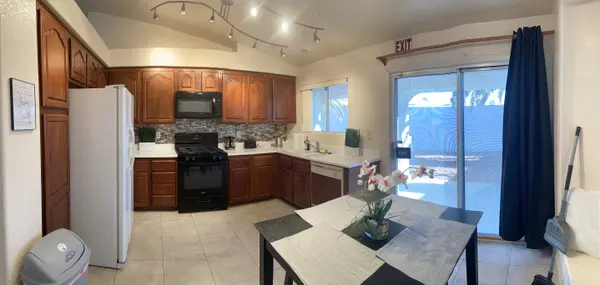 6529 Cordelle Dr, Las Vegas, NV 89156-4900