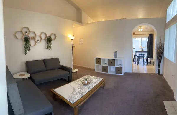 6529 Cordelle Dr, Las Vegas, NV 89156-4900