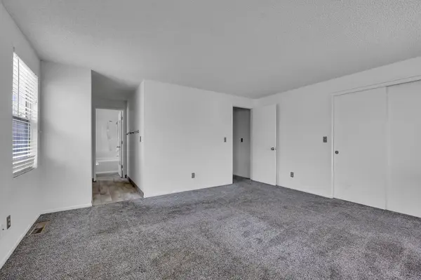 1897 Catham Ln, Sparks, NV 89434-6751