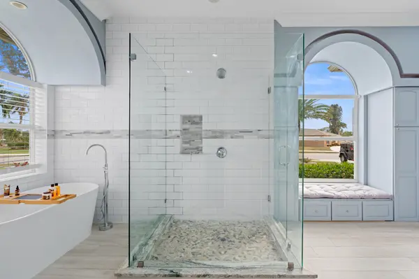 392 Yellowbird St, Marco Island, FL 34145-3958