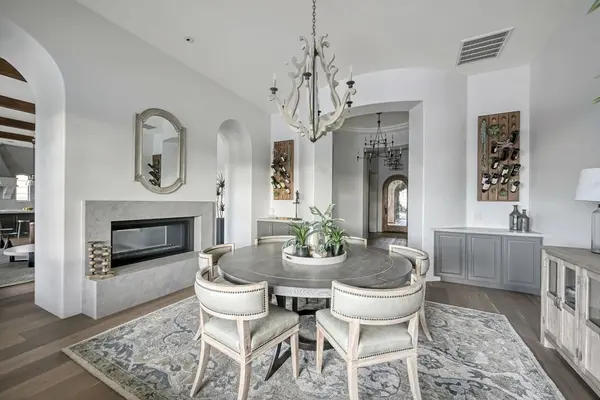 8351 E Tailfeather Dr, Scottsdale, AZ 85255-6459