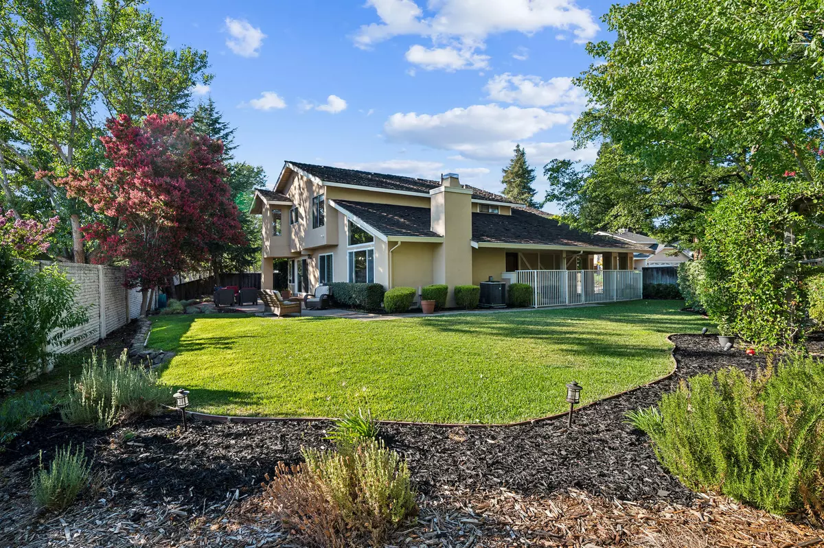 San Ramon, CA 94582-2320,95 Lone Pine Ct