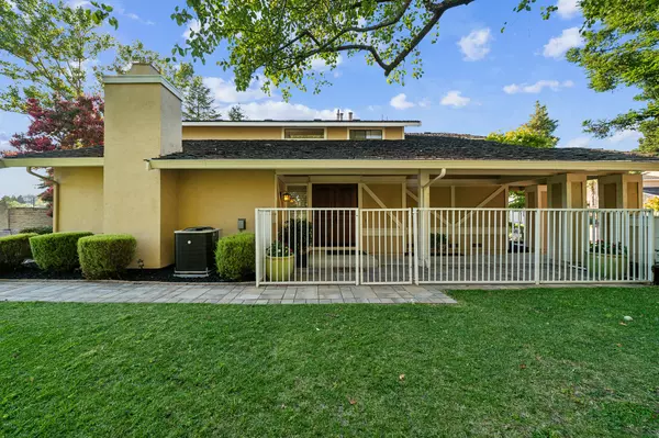 San Ramon, CA 94582-2320,95 Lone Pine Ct