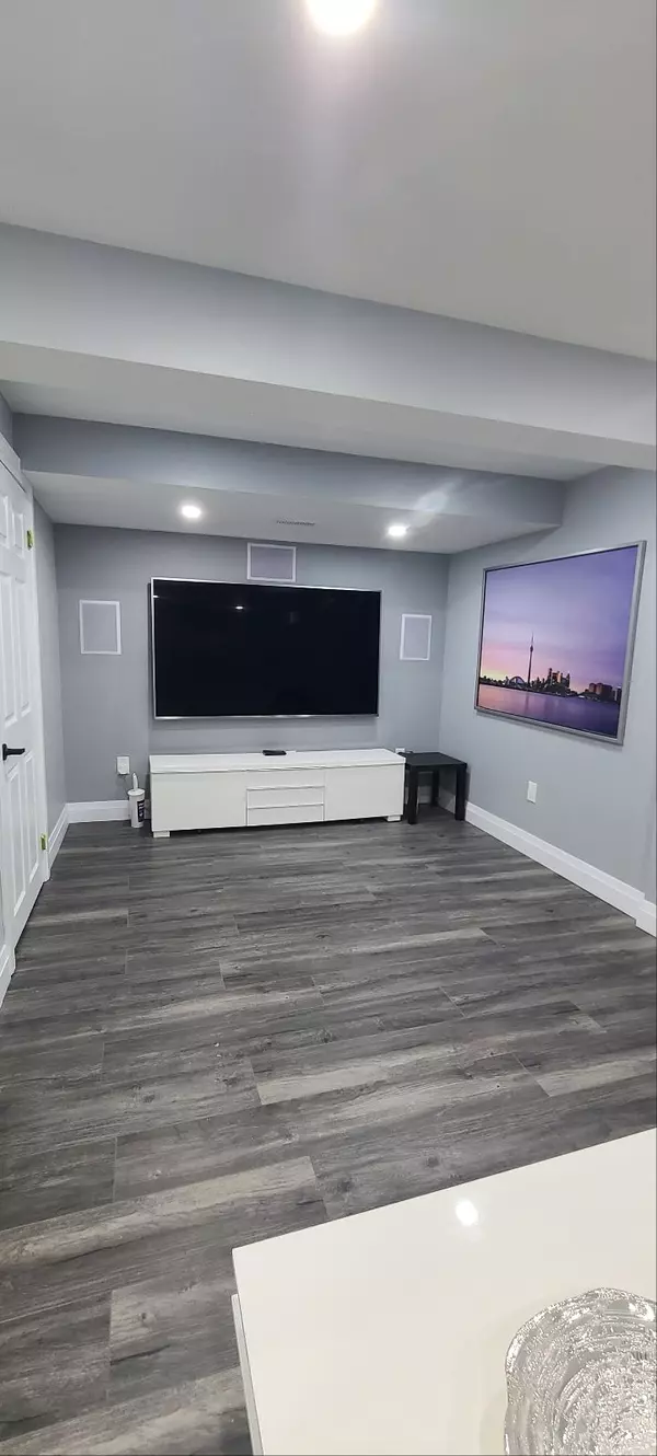 Halton Hills, ON L7G,Danby Rd #Basement