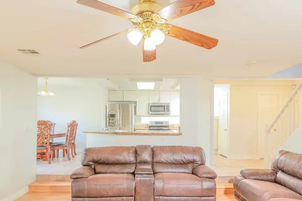 8346 Canvas Ct, Las Vegas, NV 89113-1753