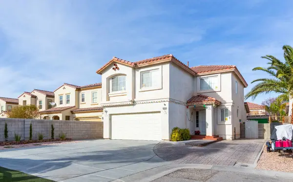 8346 Canvas Ct, Las Vegas, NV 89113-1753