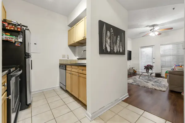 1250 Parkwood Cir SE #1114, Atlanta, GA 30339-2132