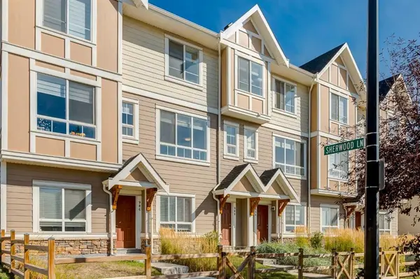 988 Sherwood Blvd NW, Calgary, AB T3R 1M9