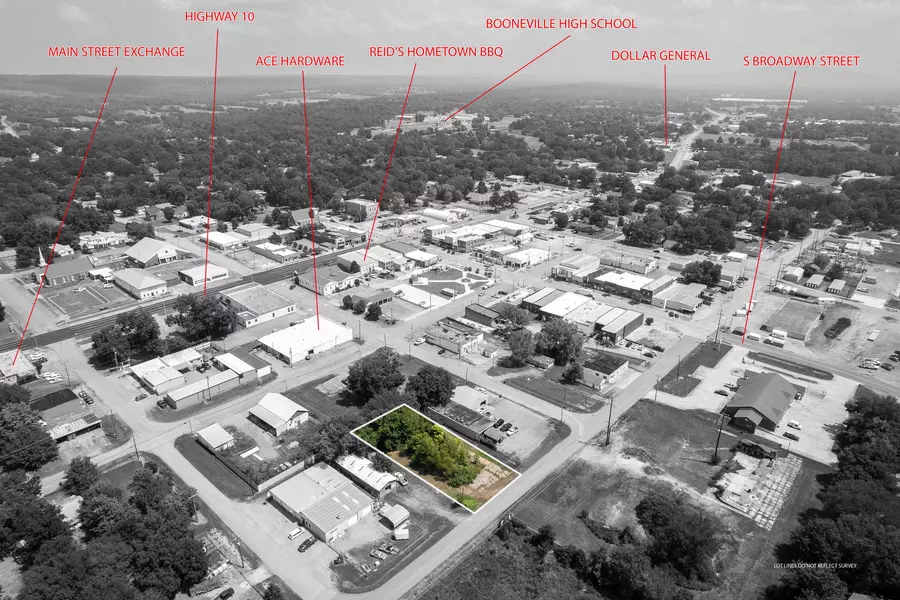 147 W 1st St, Booneville, AR 72927-4035