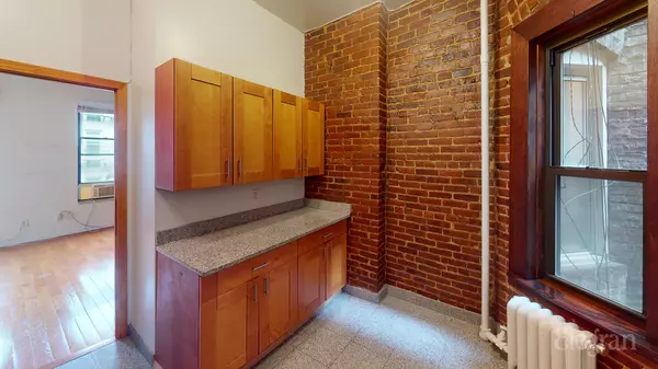 New York, NY 10021,421 East 73rd Street #3C
