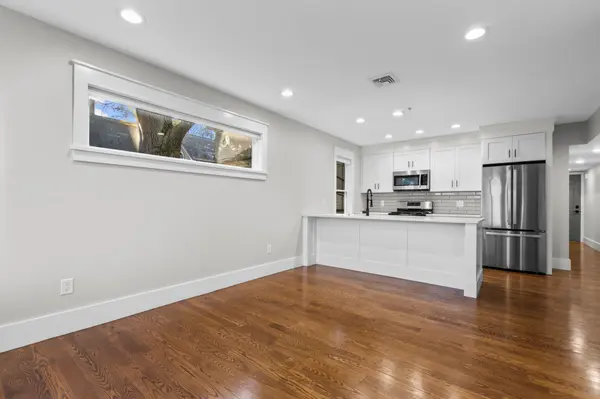 189 Chestnut Ave #2L, Jamaica Plain, MA 02130-4400