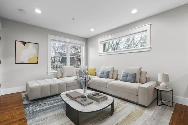 189 Chestnut Ave #2L, Jamaica Plain, MA 02130-4400