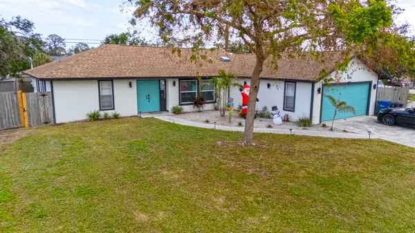Renaissance Blvd, Venice, FL 34293