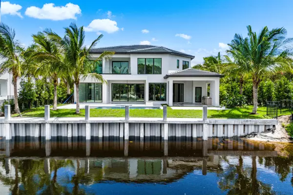 Deerfield Beach, FL 33441-2162,530 River Oak Ln