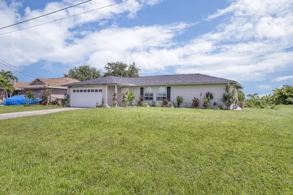 1127 NW 4th Pl, Cape Coral, FL 33993-1050