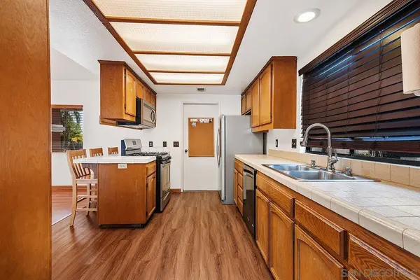 23826 Vista Ramona Rd, Ramona, CA 92065-4044
