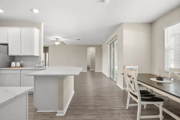 101 SE 44th Ter, Cape Coral, FL 33904-8383