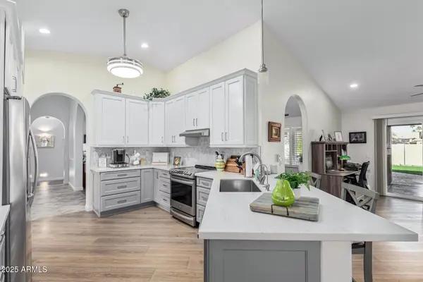 10606 E Hercules Dr, Chandler, AZ 85248-7792