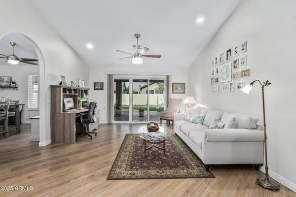 10606 E Hercules Dr, Chandler, AZ 85248-7792