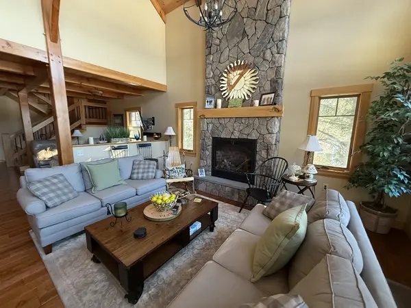 22 Harris Rd, Meredith, NH 03253-6920