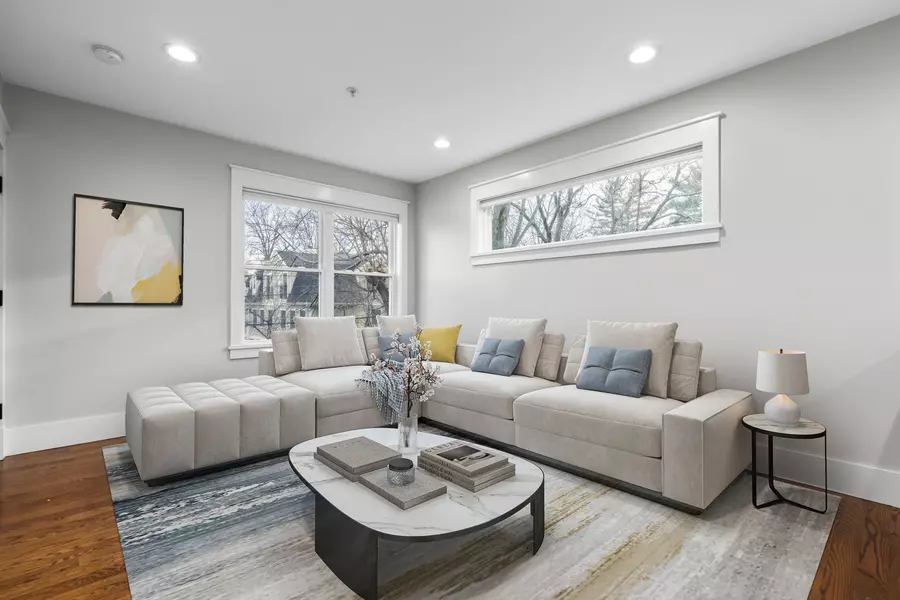 189 Chestnut Ave #1L, Jamaica Plain, MA 02130-4400