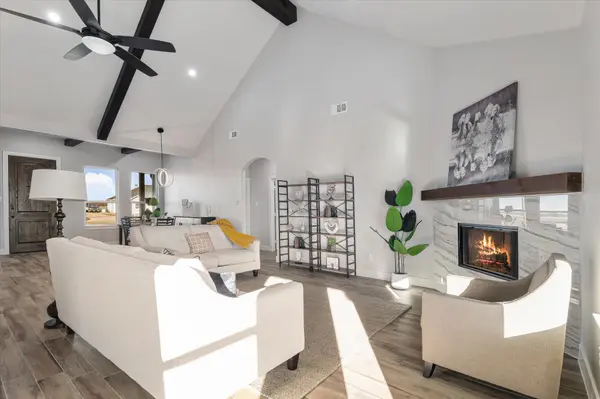 440 County Road 4833, Leonard, TX 75452