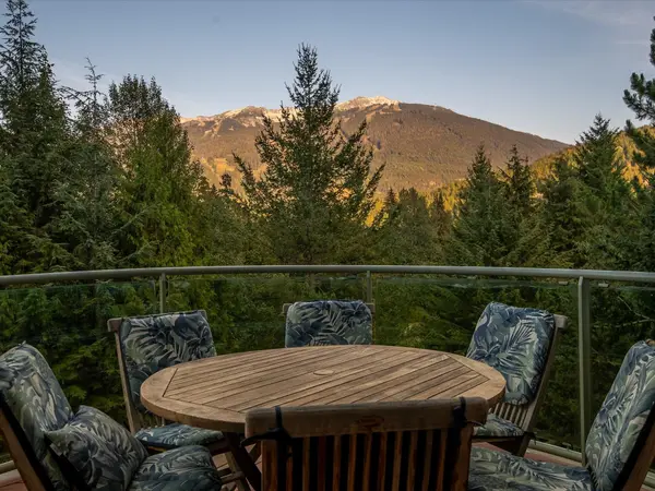 3359 Osprey Place, Whistler, V8E 0B8, CA