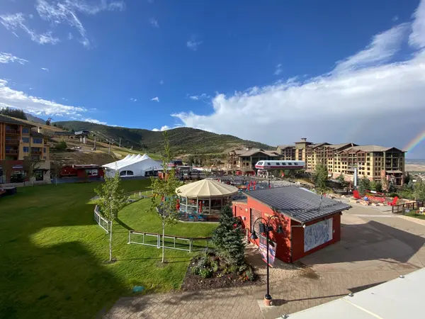 3720 N Sundial Ct park city utah ##C207